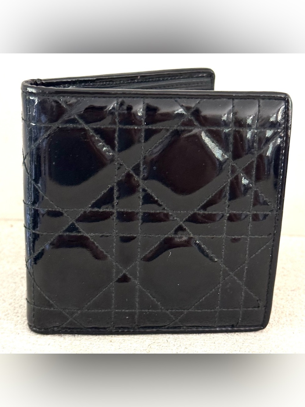 CHRISTIAN DIOR Vintage Black Patent Cannage Bifold Wallet Red Interior Unisex
